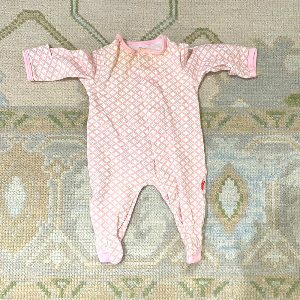 MAGNETIC ME PAJAMAS